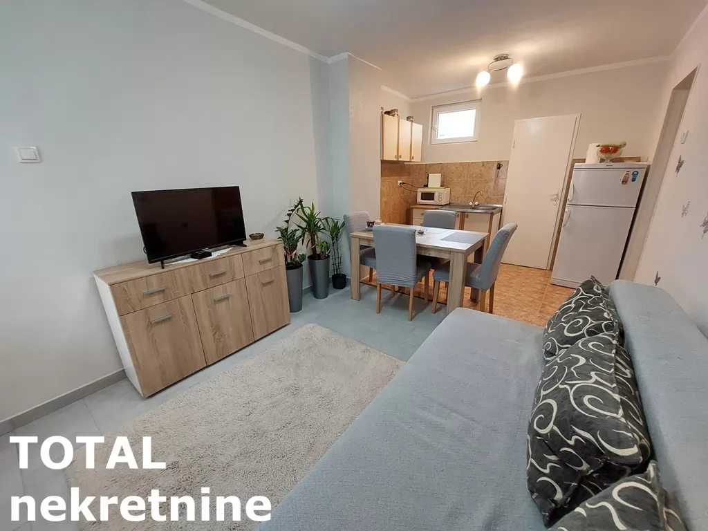 Stan,NOVI SAD,ZELEZNICKA STANICA,kv: 56.00, € 130000, ID: 1101008 19