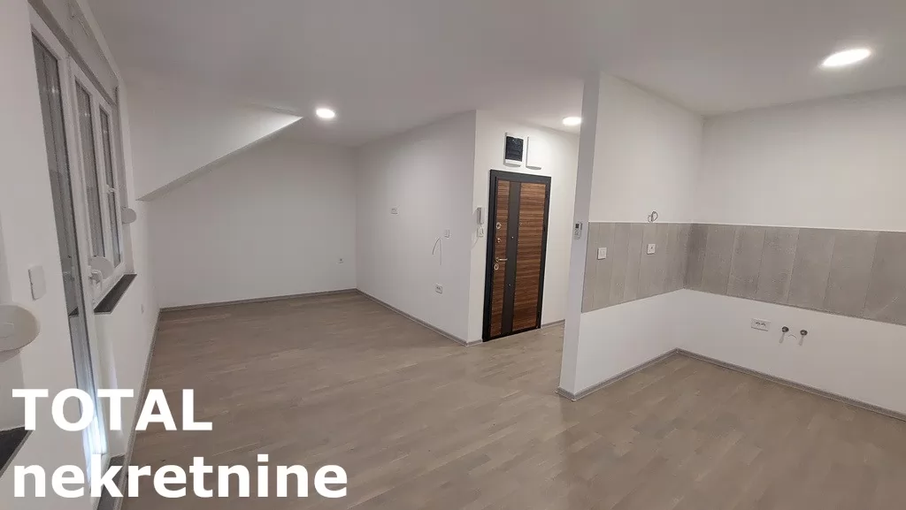 Stan,PETROVARADIN,ALIBEGOVAC,kv: 78.00, € 165000, ID: 1101010 1