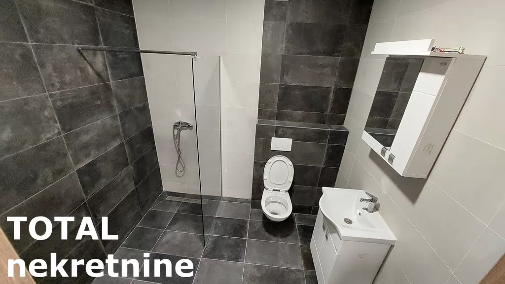 Stan,PETROVARADIN,ALIBEGOVAC,kv: 78.00, € 165000, ID: 1101010 9