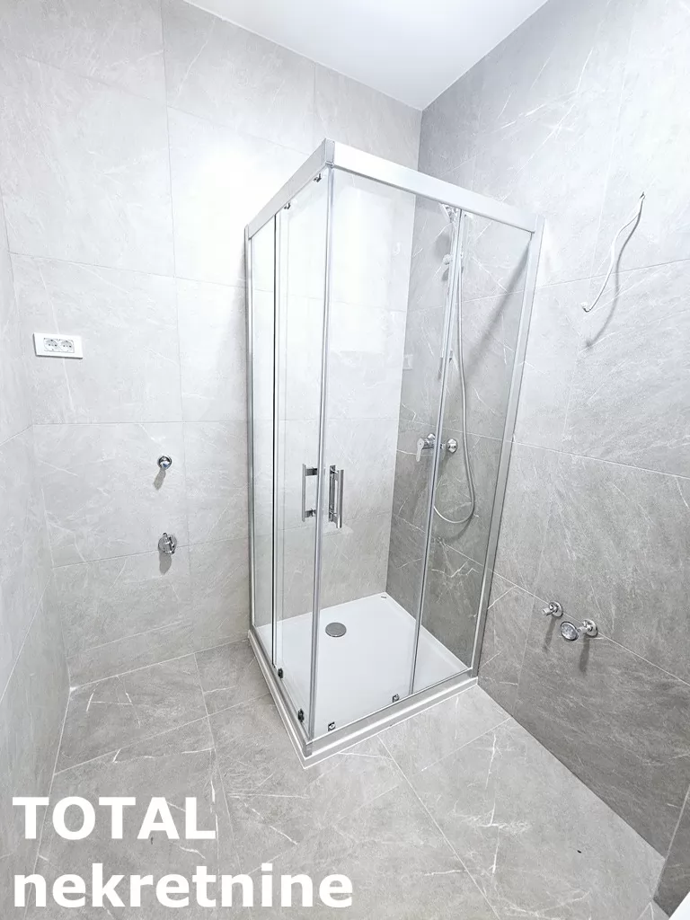 Stan,PETROVARADIN,CENTAR,kv: 43.00, € 117000, ID: 1101490 10