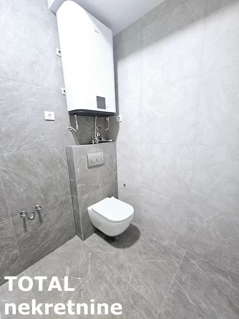 Stan,PETROVARADIN,CENTAR,kv: 43.00, € 117000, ID: 1101490 11