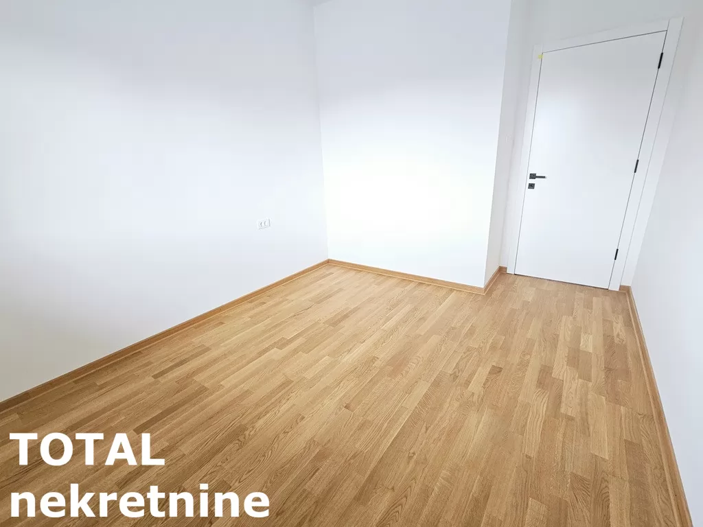 Stan,PETROVARADIN,CENTAR,kv: 43.00, € 117000, ID: 1101490 7