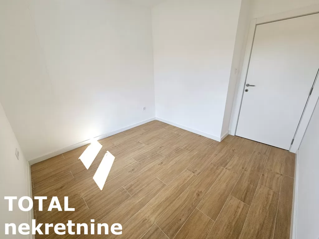 Stan,PETROVARADIN,KARAGACA,kv: 72.00, € 151200, ID: 1100732 8