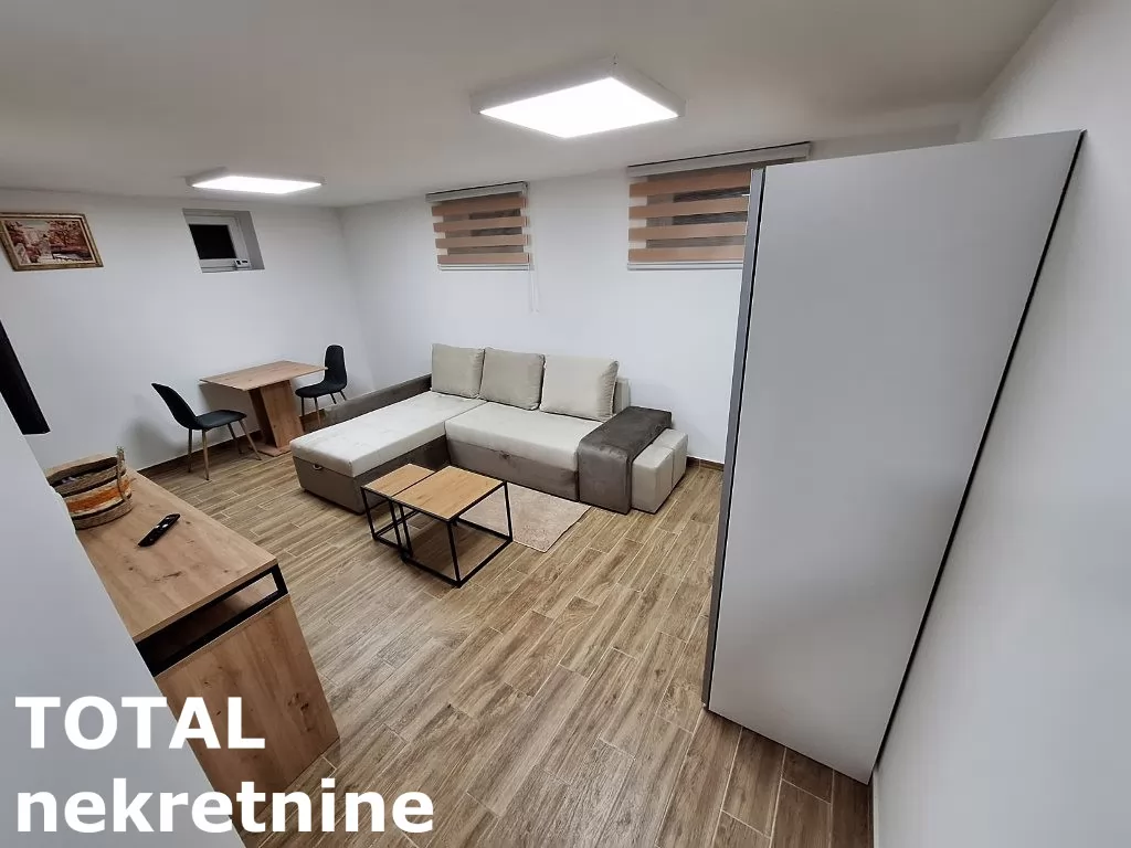 Stan,PETROVARADIN,PETROVARADIN,kv: 29.00, € 61800, ID: 1101200 1