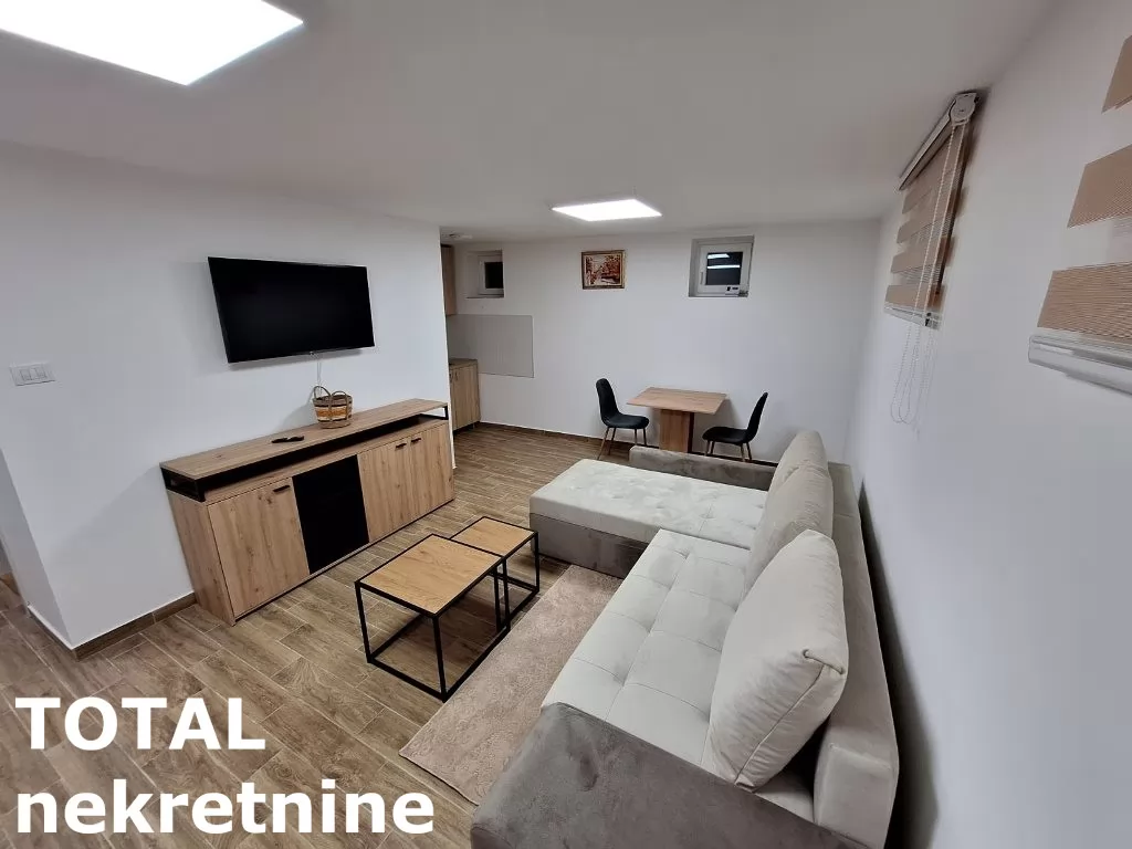 Stan,PETROVARADIN,PETROVARADIN,kv: 29.00, € 61800, ID: 1101200 3