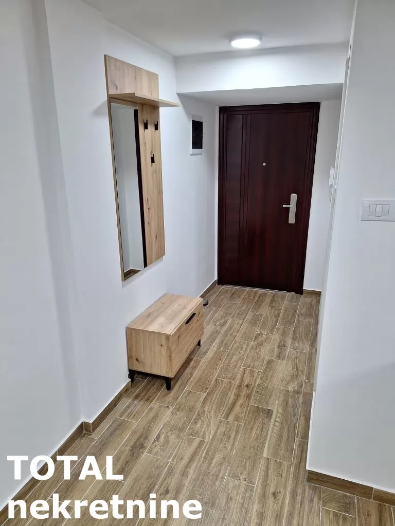 Stan,PETROVARADIN,PETROVARADIN,kv: 29.00, € 61800, ID: 1101200 8