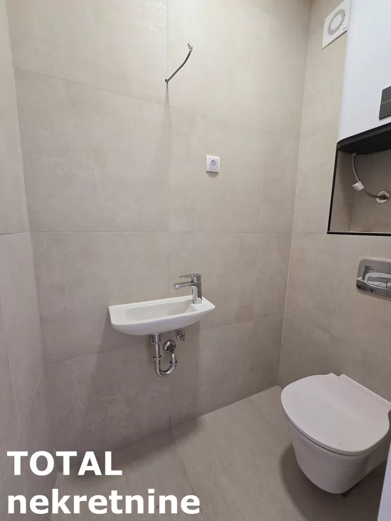 Stan,PETROVARADIN,PETROVARADIN,kv: 72.00, € 155730, ID: 1098758 8