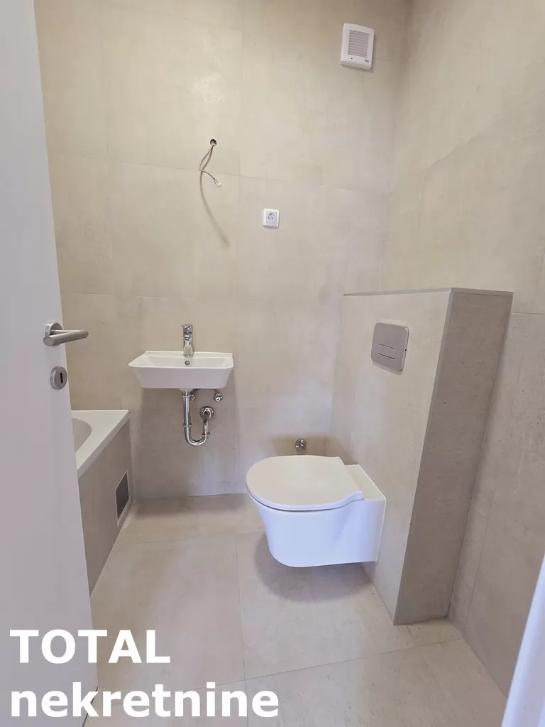 Stan,PETROVARADIN,PETROVARADIN,kv: 72.00, € 155750, ID: 1098221 9