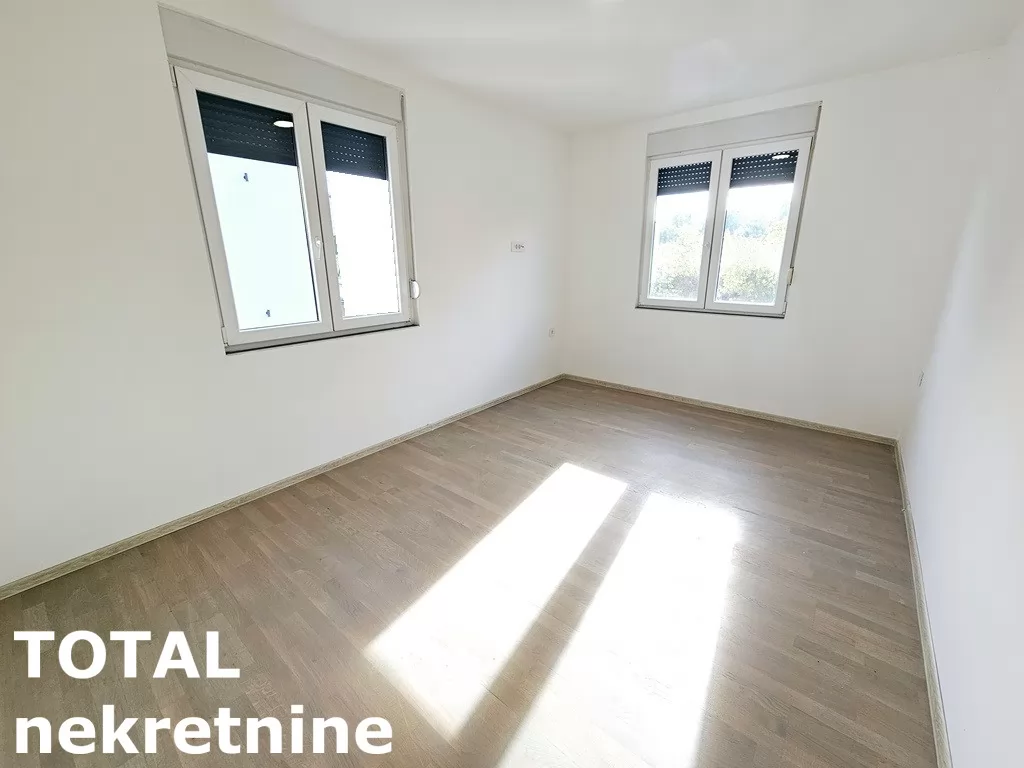 Stan,SREMSKA KAMENICA,ALIBEGOVAC,kv: 79.00, € 173800, ID: 1100509 9