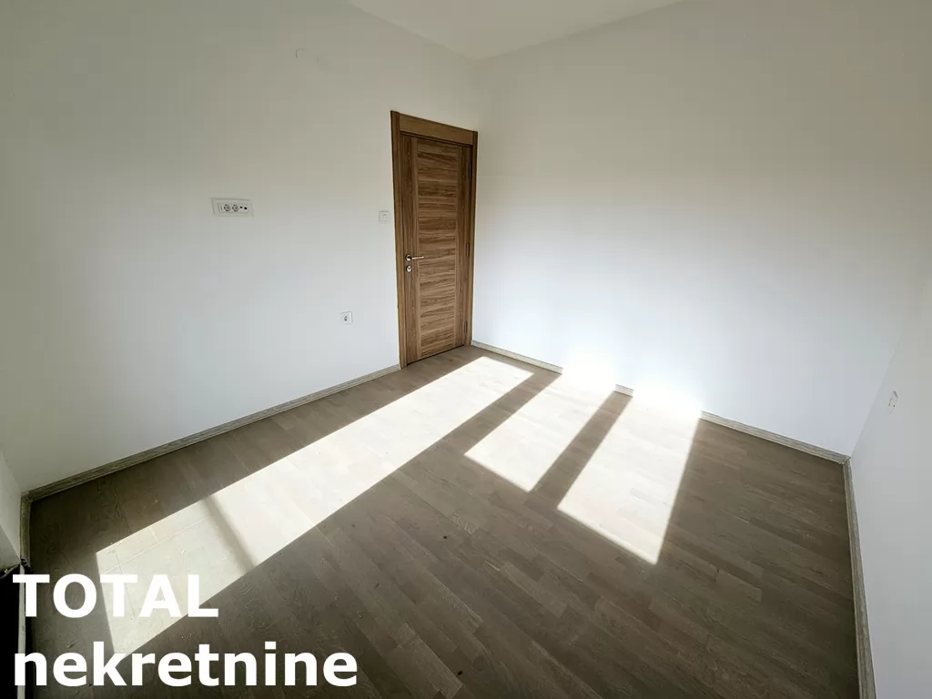 Stan,SREMSKA KAMENICA,ALIBEGOVAC,kv: 79.00, € 173800, ID: 1101529 5
