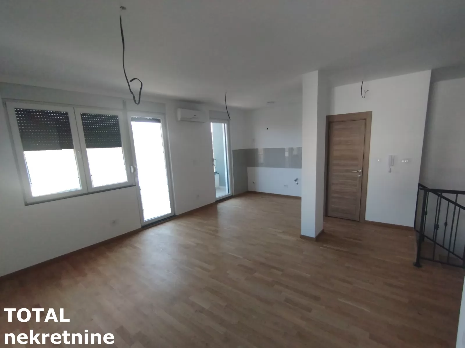 Stan,SREMSKA KAMENICA,ALIBEGOVAC,kv: 92.00, € 165000, ID: 1101537 1