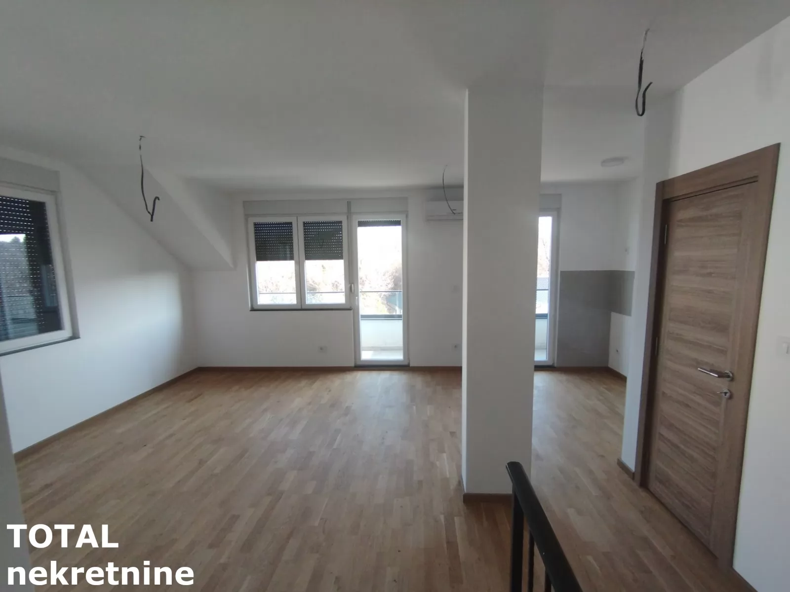 Stan,SREMSKA KAMENICA,ALIBEGOVAC,kv: 92.00, € 165000, ID: 1101537 2