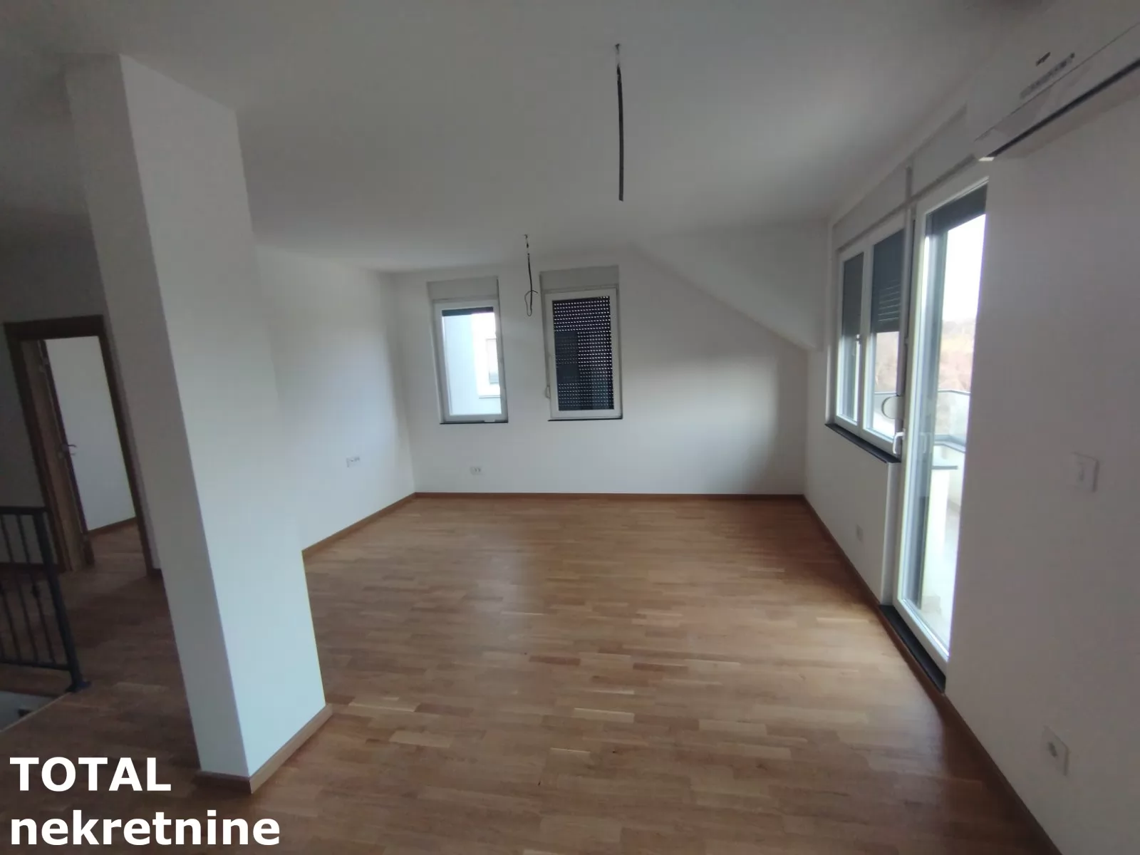 Stan,SREMSKA KAMENICA,ALIBEGOVAC,kv: 92.00, € 165000, ID: 1101537 4