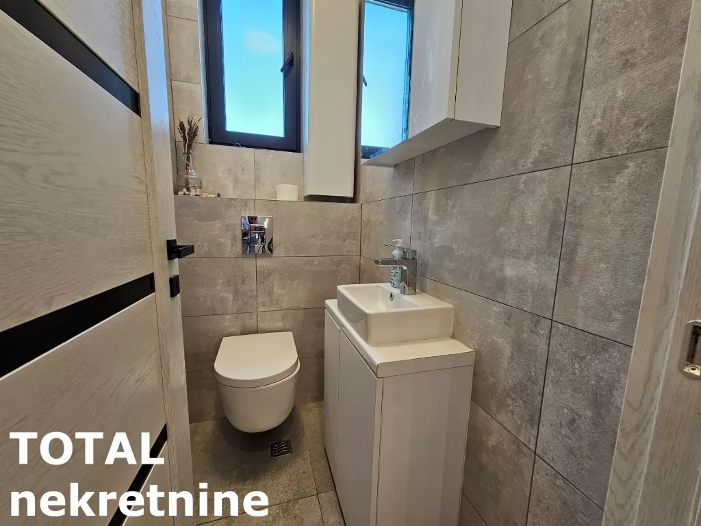 Stan,SREMSKA KAMENICA,POPOVICA,kv: 165.00, € 412000, ID: 1100980 21