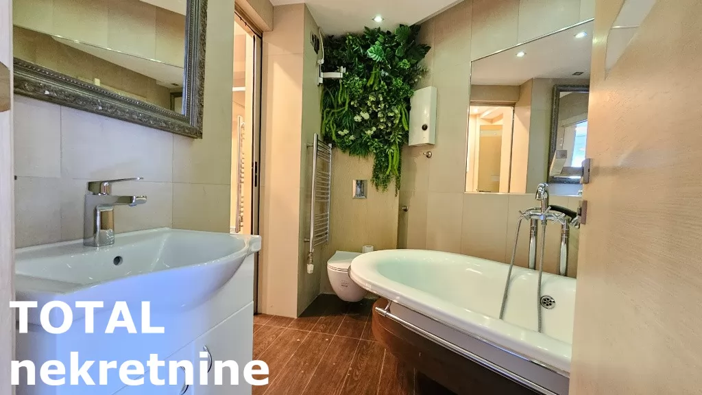 Stanovi,NOVI SAD,BULEVAR,kv: 123.00, € 1200, ID: 9189765 18