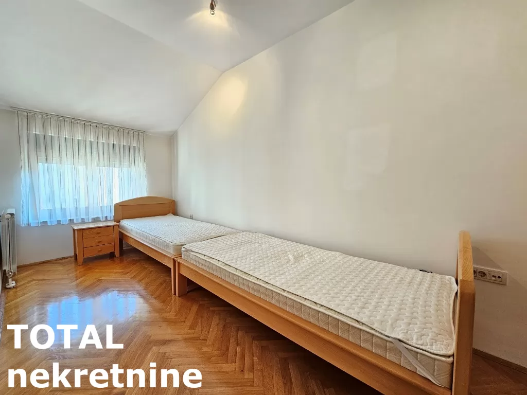 Stanovi,NOVI SAD,BULEVAR,kv: 78.00, € 800, ID: 9189805 12