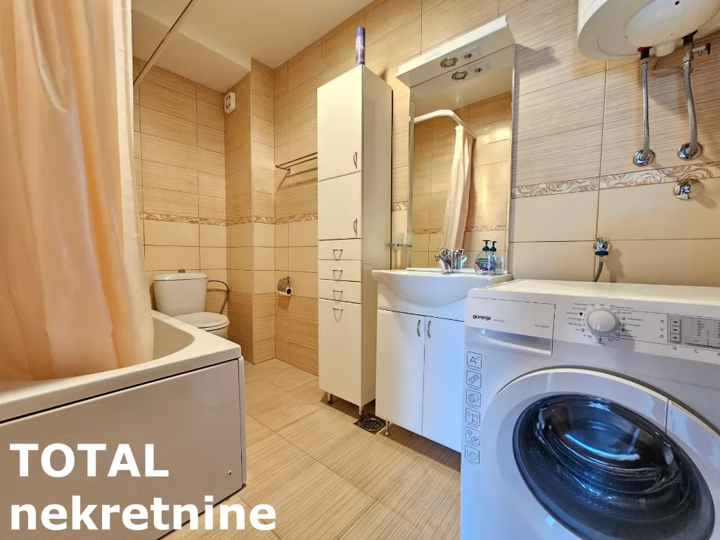 Stanovi,NOVI SAD,BULEVAR,kv: 78.00, € 800, ID: 9189805 14