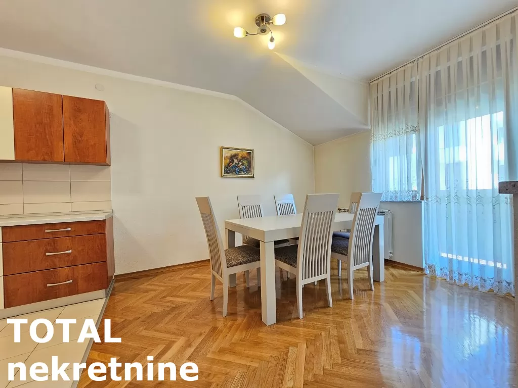 Stanovi,NOVI SAD,BULEVAR,kv: 78.00, € 800, ID: 9189805 5