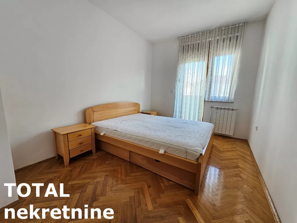Stanovi,NOVI SAD,BULEVAR,kv: 78.00, € 800, ID: 9189805 9