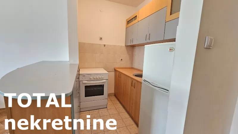 Stanovi,NOVI SAD,CENTAR,kv: 29.00, € 300, ID: 9189807 5