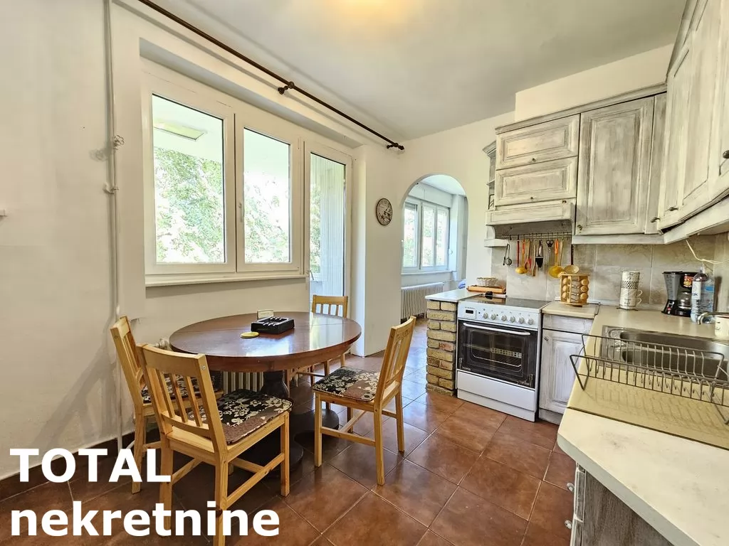 Stanovi,NOVI SAD,CENTAR,kv: 56.00, € 600, ID: 9189746 8