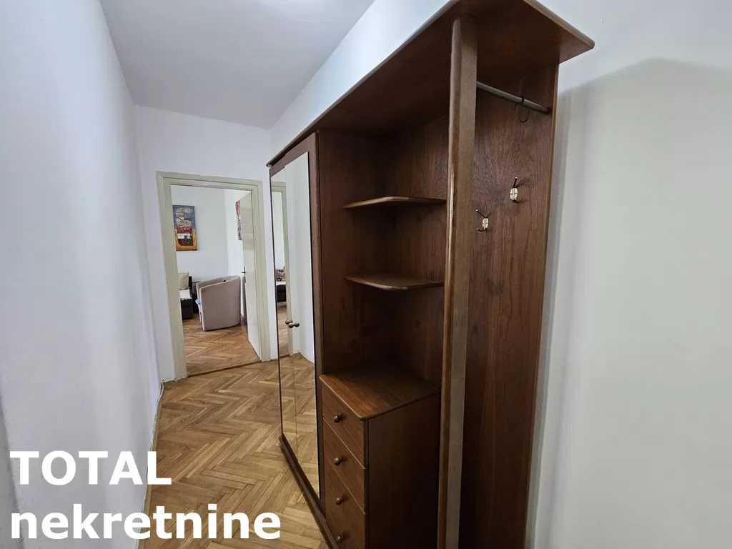 Stanovi,NOVI SAD,CENTAR,kv: 56.00, € 600, ID: 9189746 9