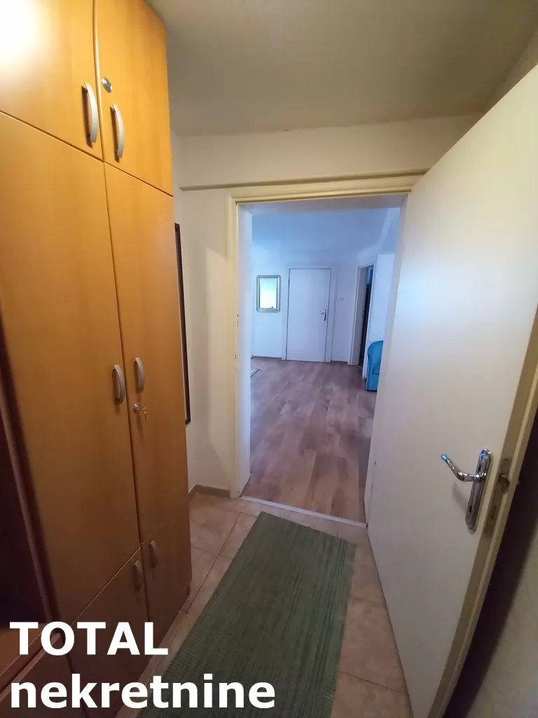 Stanovi,NOVI SAD,CENTAR,kv: 57.00, € 800, ID: 9189735 15