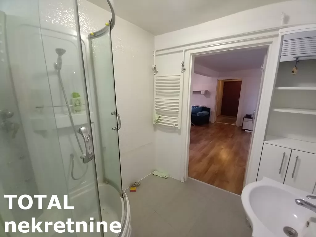 Stanovi,NOVI SAD,CENTAR,kv: 57.00, € 800, ID: 9189735 17