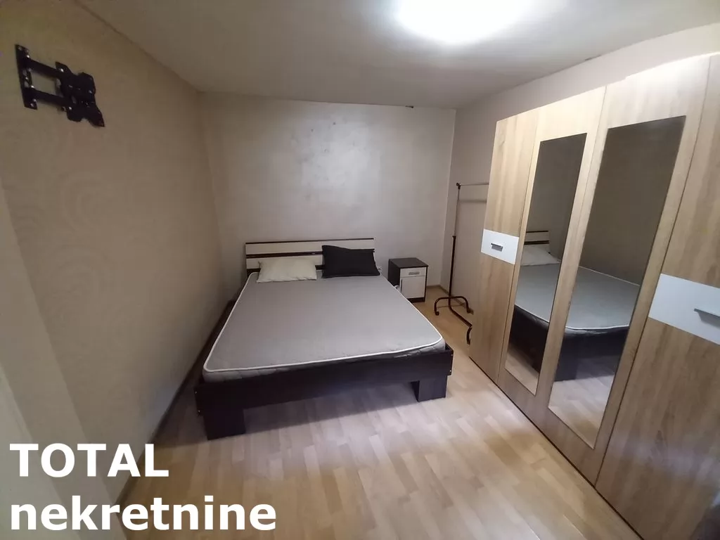 Stanovi,NOVI SAD,CENTAR,kv: 57.00, € 800, ID: 9189735 7