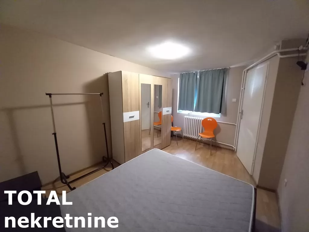 Stanovi,NOVI SAD,CENTAR,kv: 57.00, € 800, ID: 9189735 9