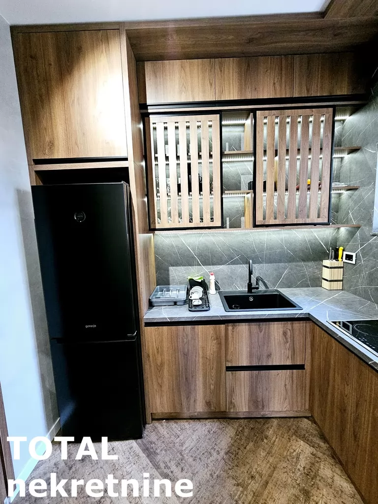 Stanovi,NOVI SAD,CENTAR,kv: 65.00, € 850, ID: 9189844 11