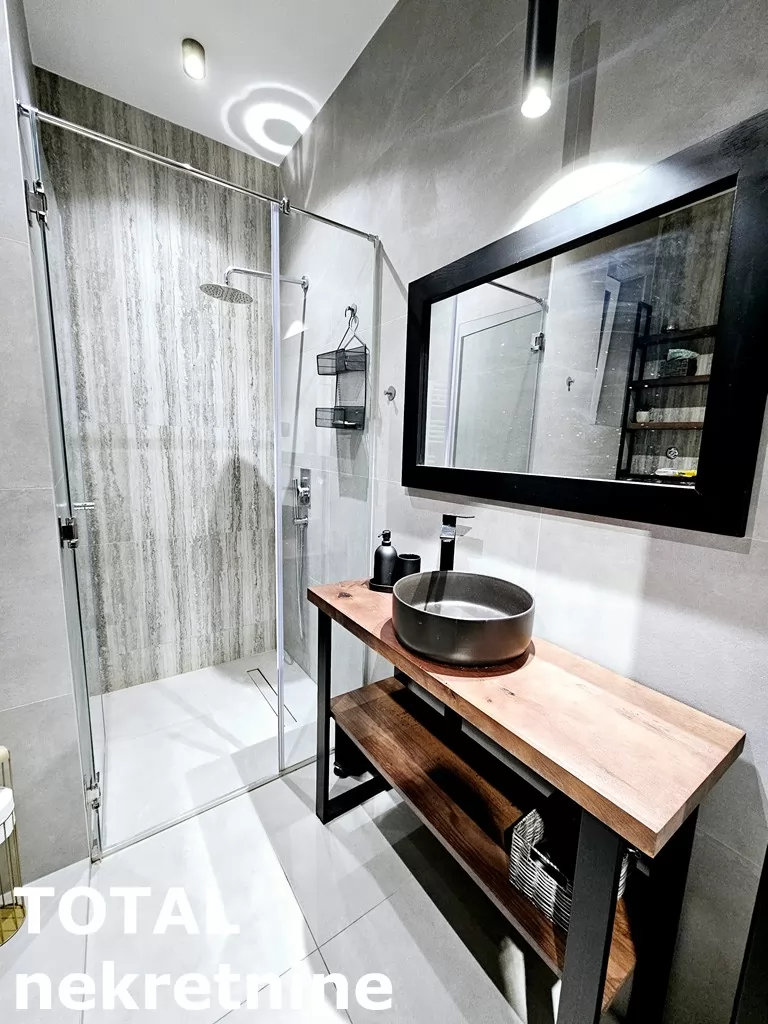 Stanovi,NOVI SAD,CENTAR,kv: 65.00, € 850, ID: 9189844 12