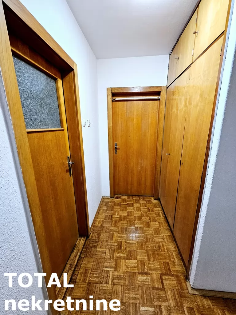 Stanovi,NOVI SAD,CENTAR,kv: 92.00, € 1000, ID: 9189849 14