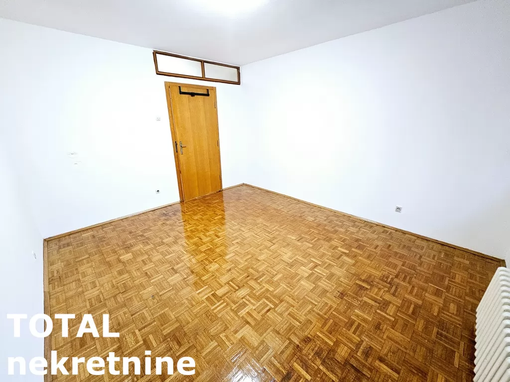 Stanovi,NOVI SAD,CENTAR,kv: 92.00, € 1000, ID: 9189849 6