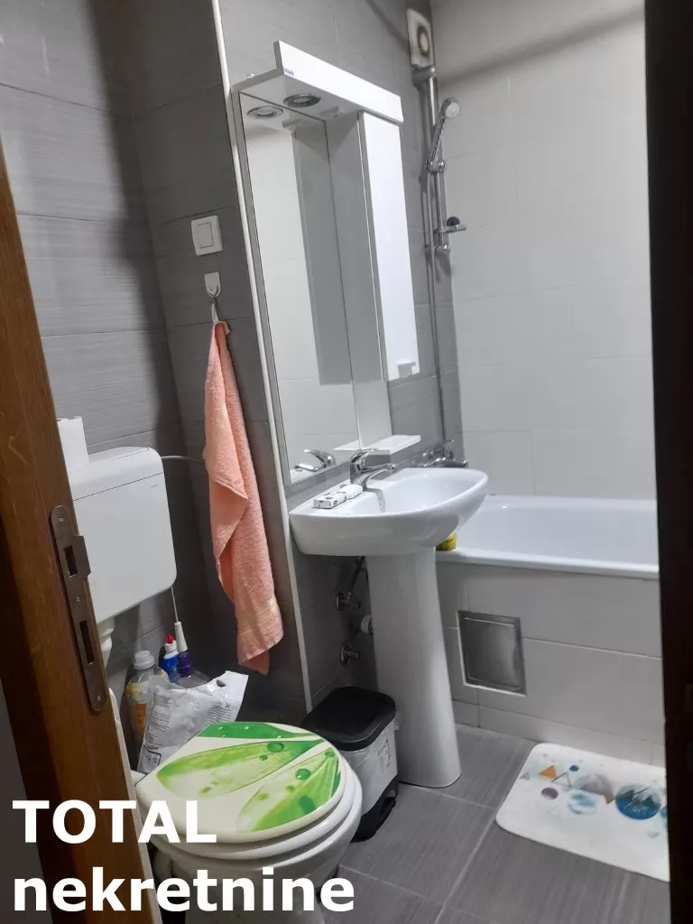 Stanovi,NOVI SAD,NOVO NASELJE,kv: 42.00, € 400, ID: 9189852 7