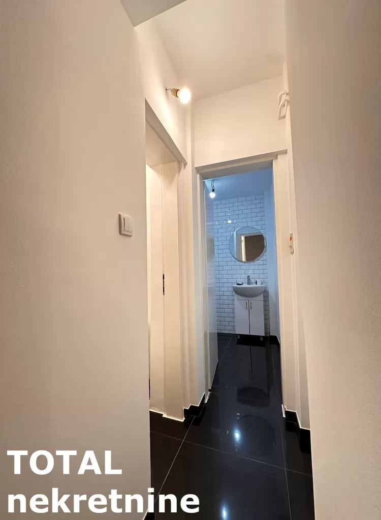 Stanovi,NOVI SAD,SALAJKA,kv: 30.00, € 280, ID: 9189843 6