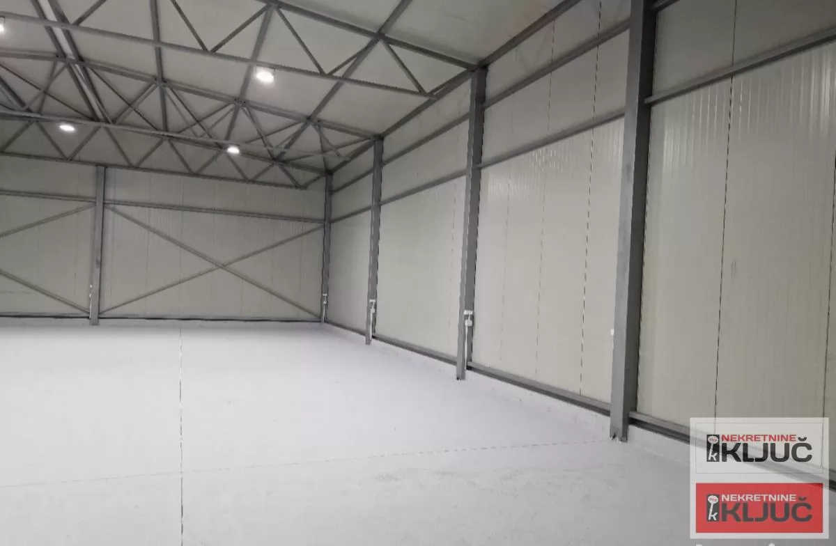 VETERNIK IZDAJE VIŠENAMENSKA HALA 15