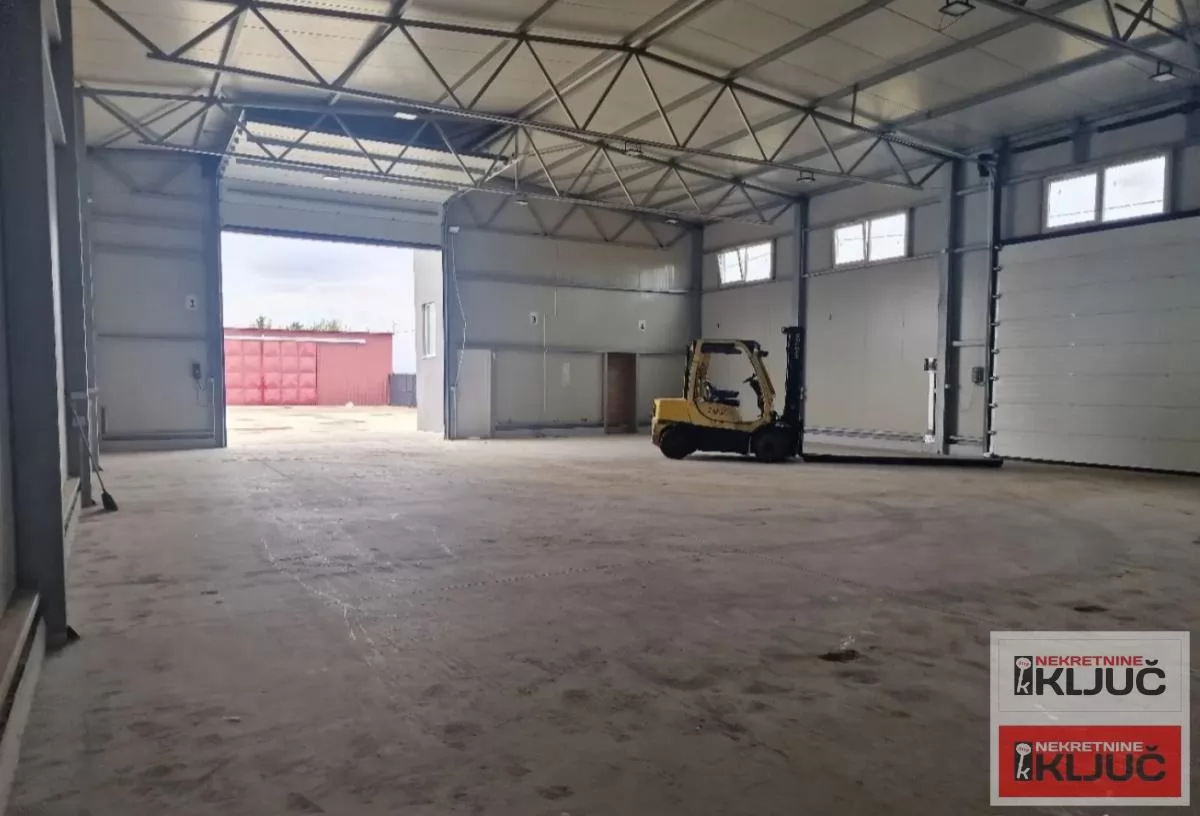 VETERNIK IZDAJE VIŠENAMENSKA HALA 16