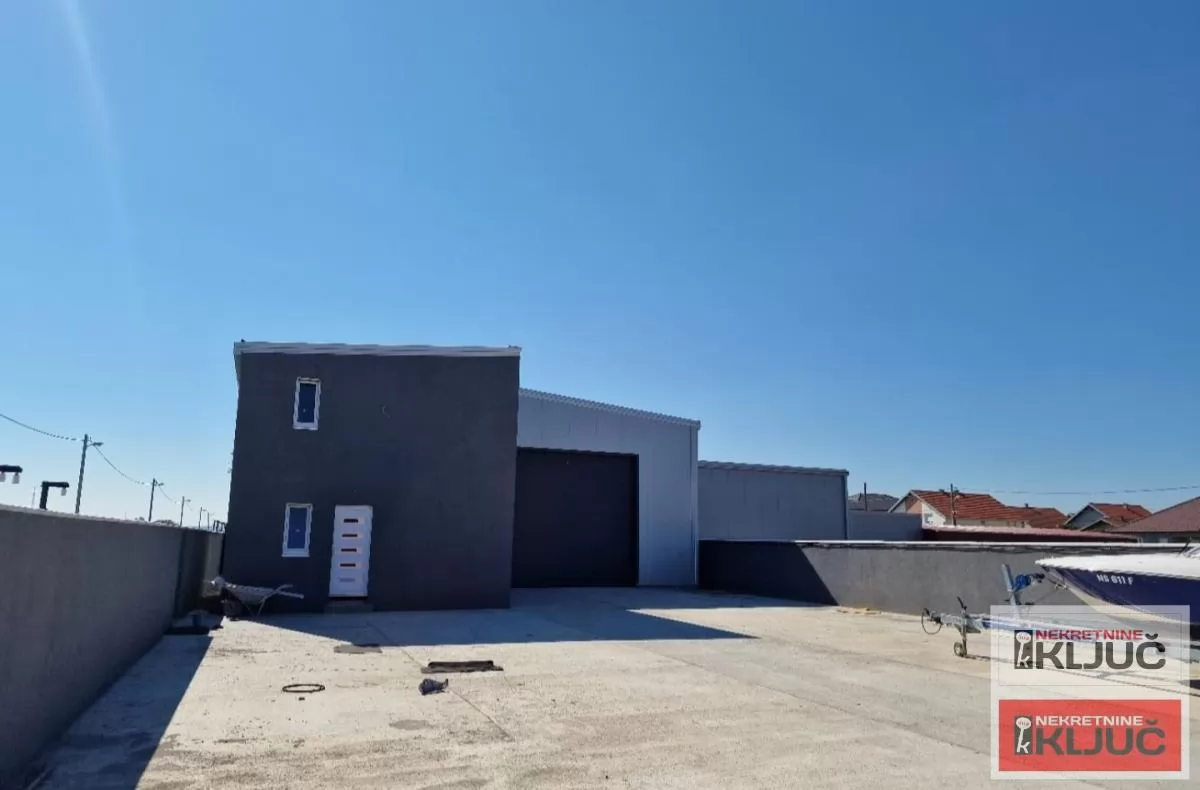 VETERNIK IZDAJE VIŠENAMENSKA HALA 3