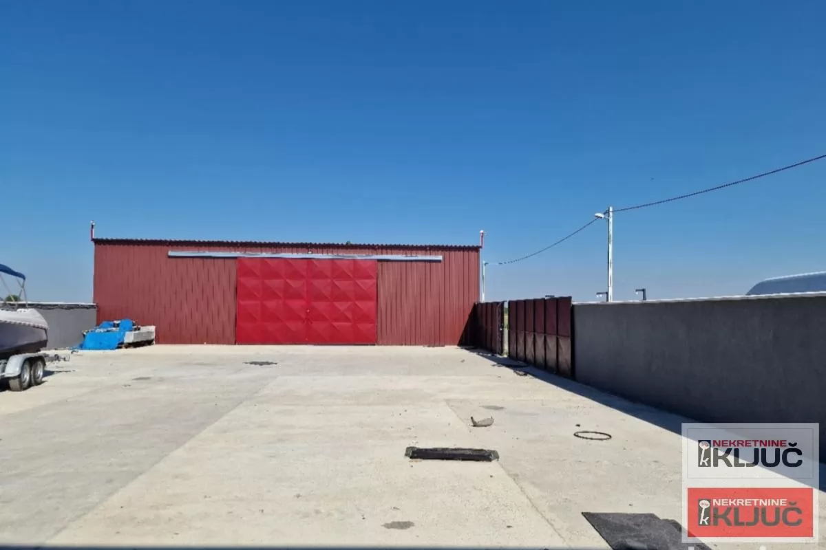 VETERNIK IZDAJE VIŠENAMENSKA HALA 4