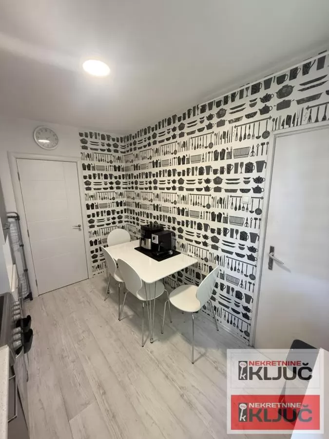 SAJMIŠTE, 55m2, Dvosoban, Renoviran, Namešten 5