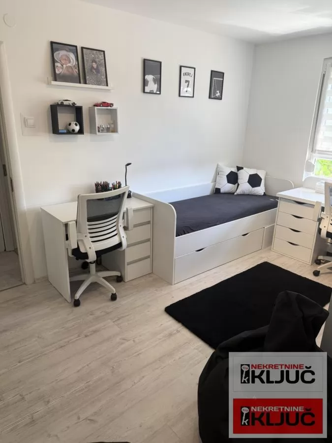 SAJMIŠTE, 55m2, Dvosoban, Renoviran, Namešten 8