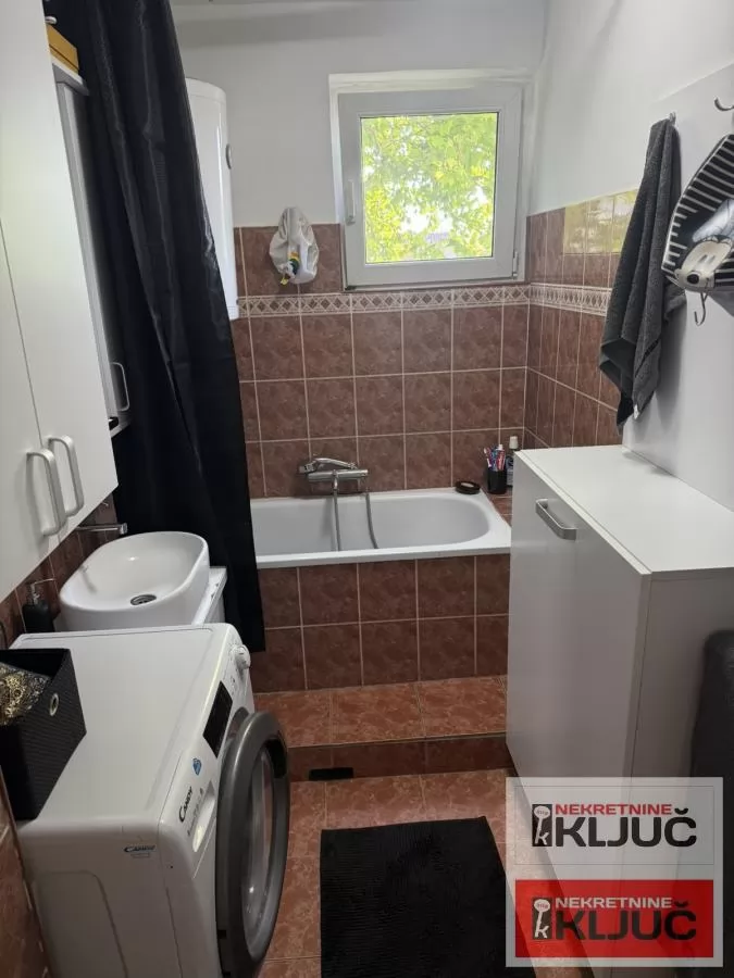 SAJMIŠTE, 55m2, Dvosoban, Renoviran, Namešten 9