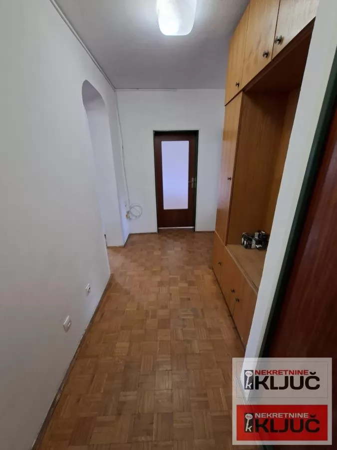 SAJMIŠTE kod ABC, 95m2, Trosoban može Troiposoban 12