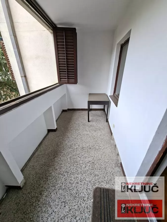 SAJMIŠTE kod ABC, 95m2, Trosoban može Troiposoban 13