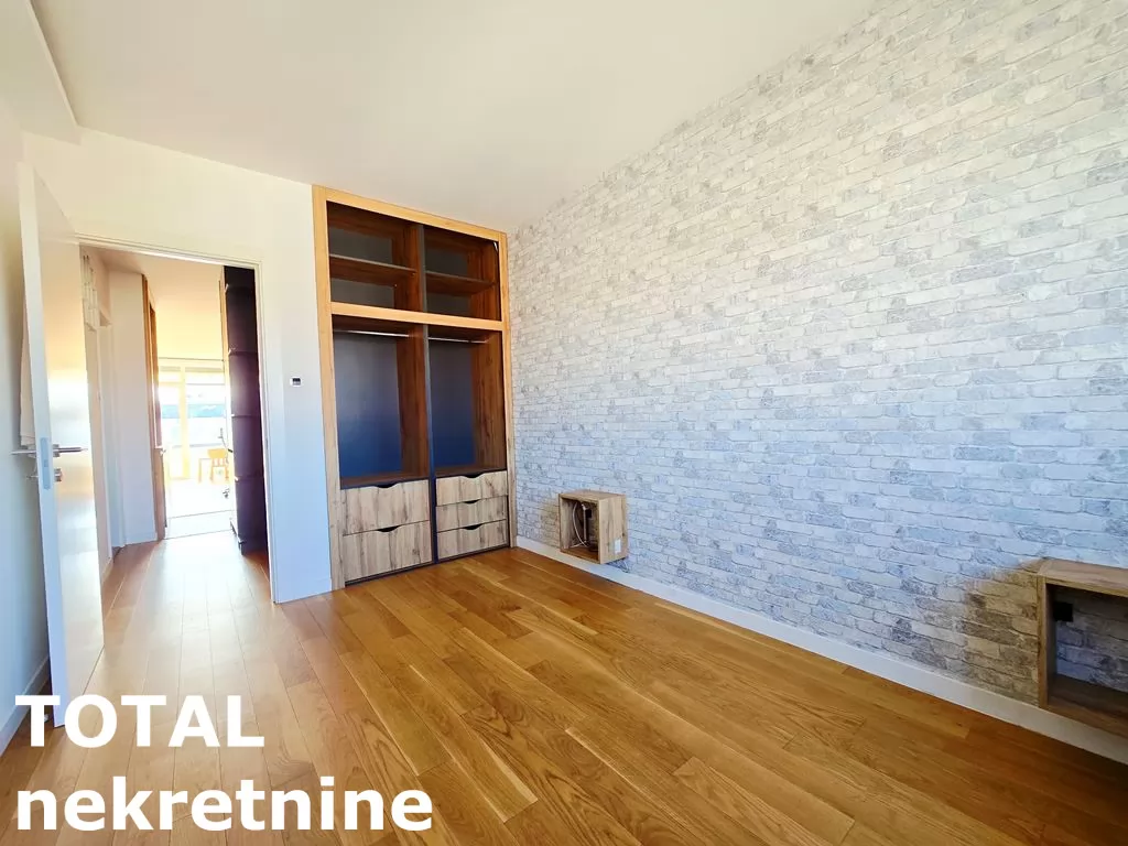 Stan,NOVI SAD,BULEVAR PATRIJARHA PAVLA,kv: 74.00, € 205000, ID: 1101393 10