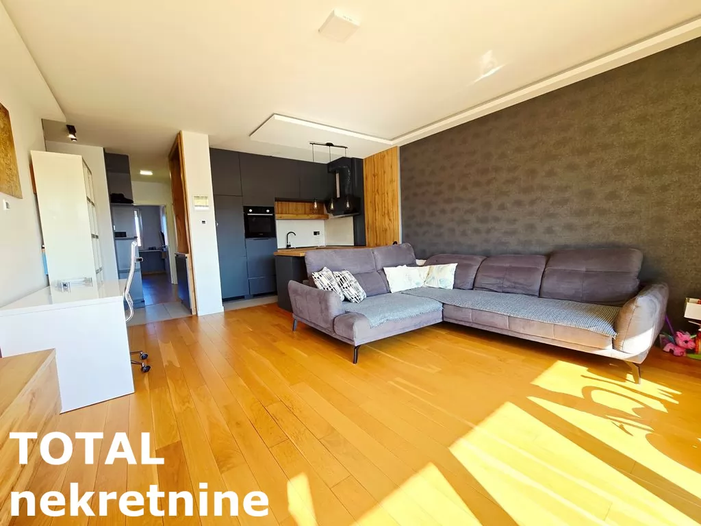 Stan,NOVI SAD,BULEVAR PATRIJARHA PAVLA,kv: 74.00, € 205000, ID: 1101393 5