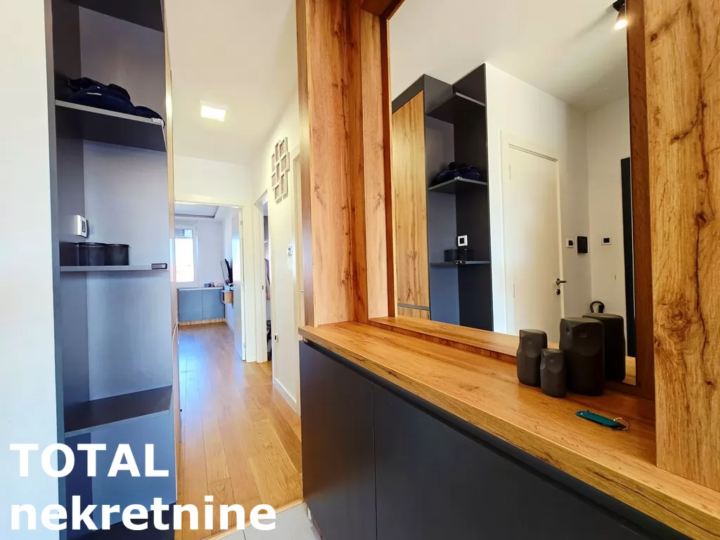 Stan,NOVI SAD,BULEVAR PATRIJARHA PAVLA,kv: 74.00, € 205000, ID: 1101393 7