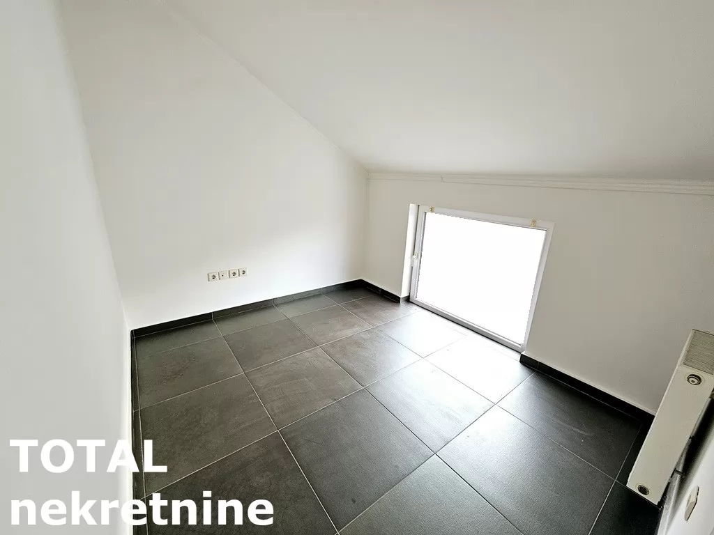 Stan,SREMSKI KARLOVCI,CENTAR,kv: 130.00, € 149500, ID: 1101525 14