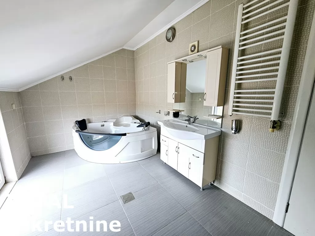 Stan,SREMSKI KARLOVCI,CENTAR,kv: 130.00, € 149500, ID: 1101525 20